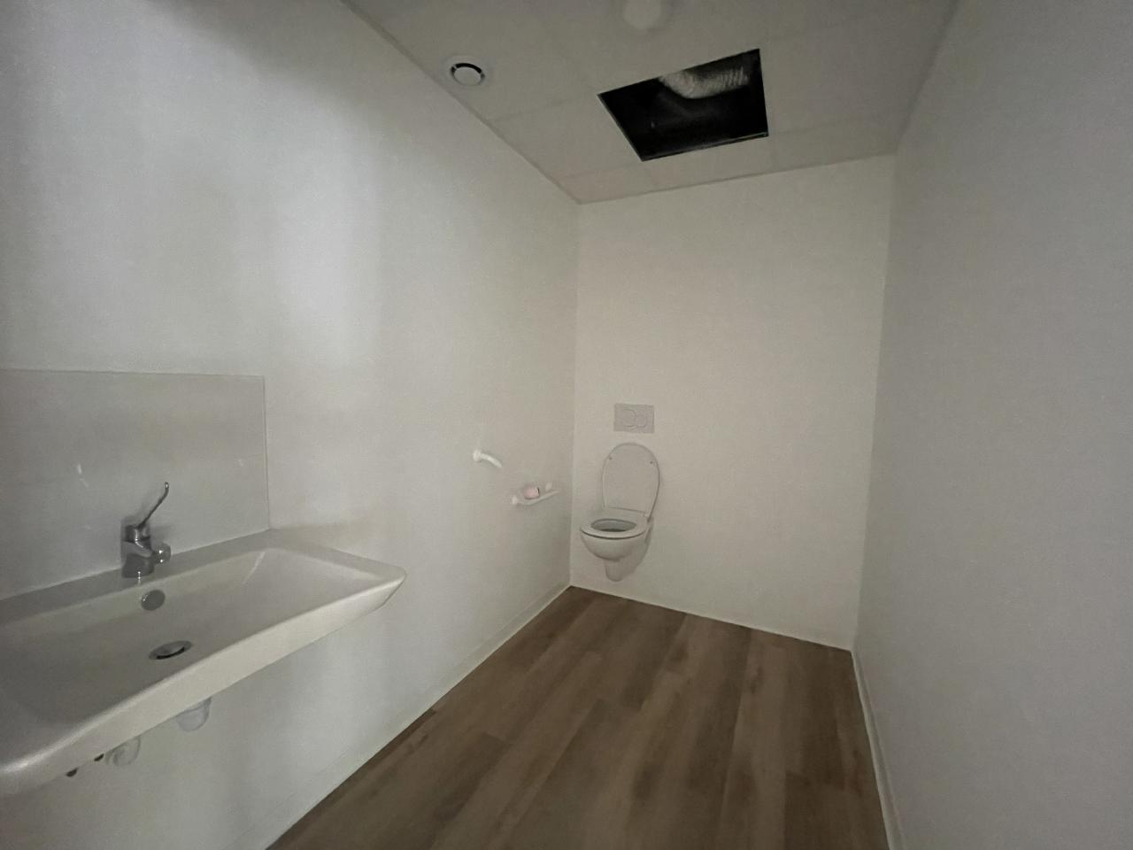 Bureau Éguilles 829m² Location bureau Éguilles Bouches-du-Rhône OLBUR2311990 13